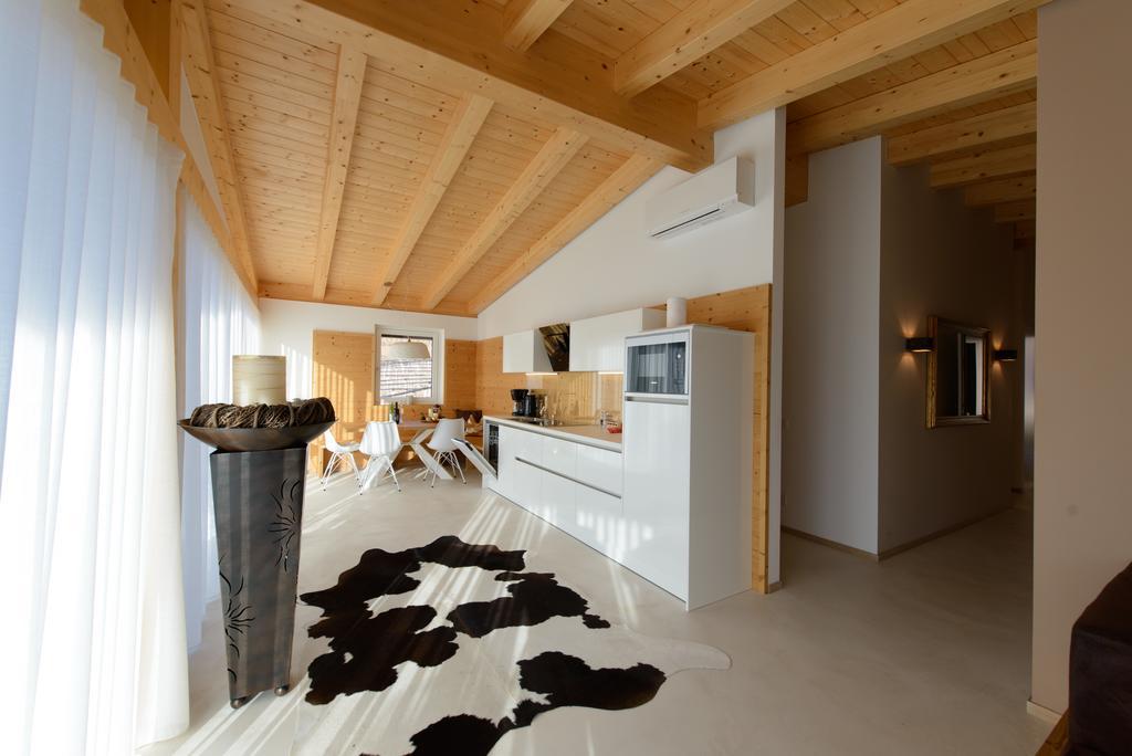 Moar Lodge Postal / Burgstall Luaran gambar