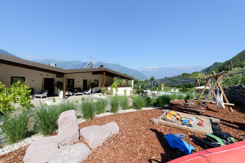 Moar Lodge Postal / Burgstall Luaran gambar